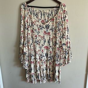 En Creme Women’s Floral Dress Size Large